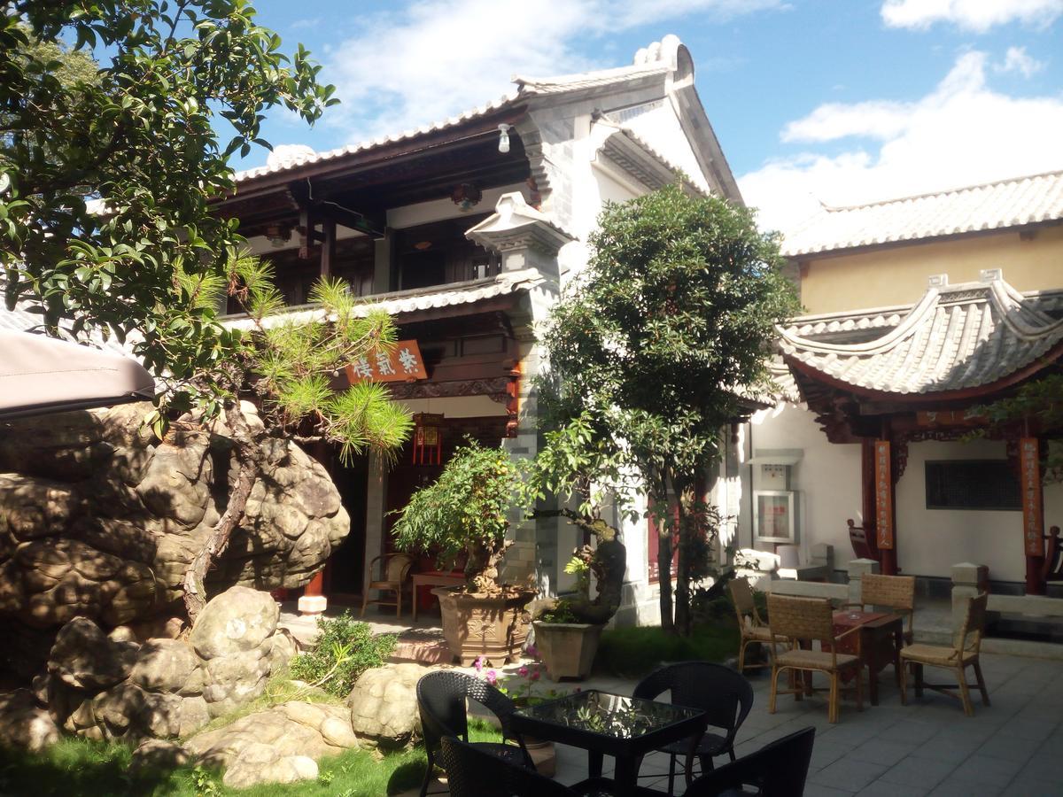 Shaxi Aoding Courtyard Bed and Breakfast Jianchuan Exteriör bild