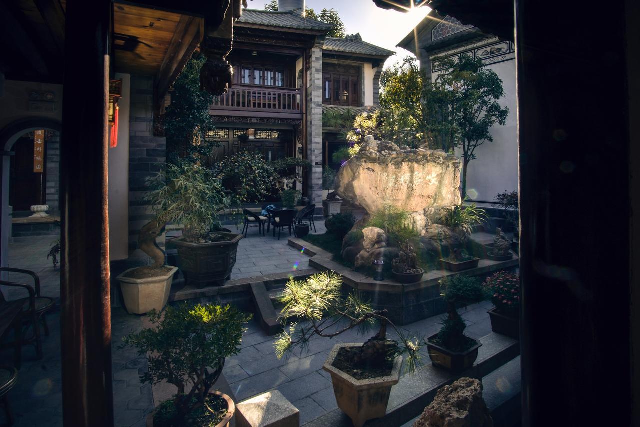 Shaxi Aoding Courtyard Bed and Breakfast Jianchuan Exteriör bild