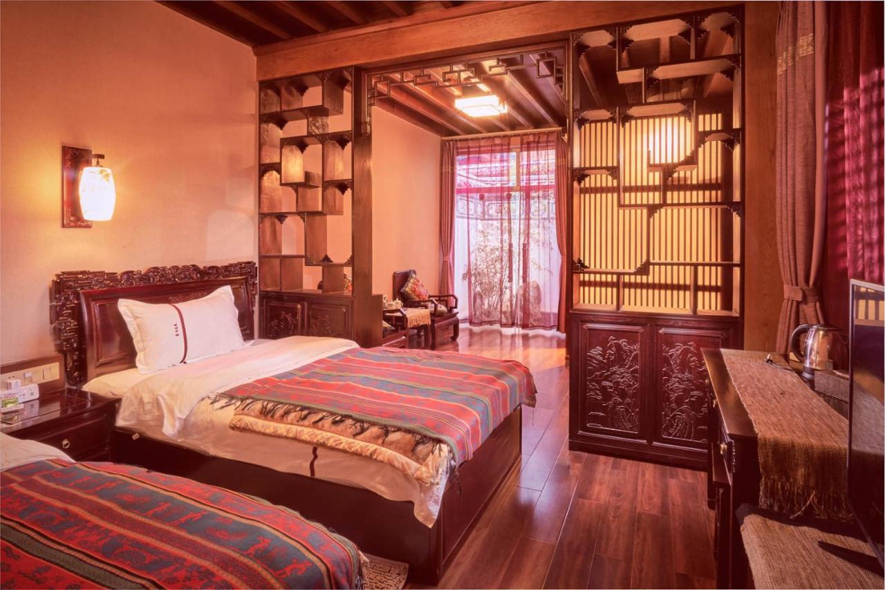 Shaxi Aoding Courtyard Bed and Breakfast Jianchuan Exteriör bild